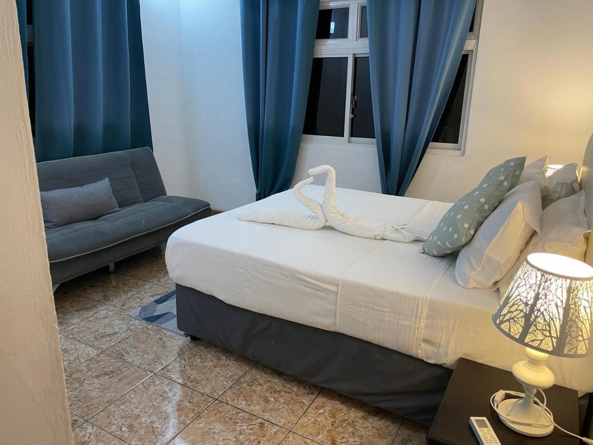 Marl Self Catering Villa Pointe La Rue Exterior photo